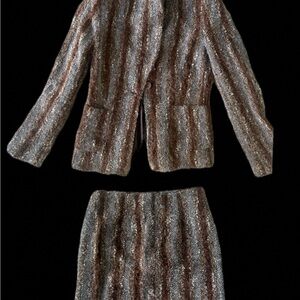 Elegant Striped Women's Skirt Set